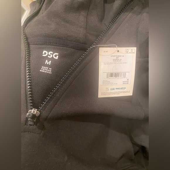NWT - DSG Women’s M
Black Sport Fleece Quarter Zip Pullover - Picture 4 of 5